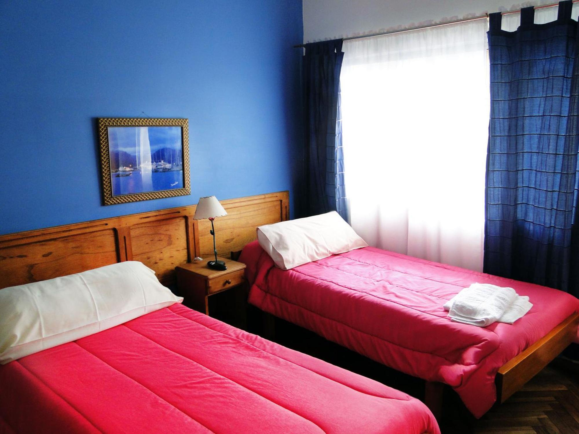 Hotel Mustapic Ushuaia Exterior photo
